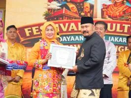 Foto Berita